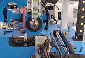 全自動(dòng)激光切割機(jī)