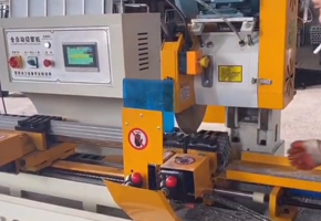 圓鋸機(jī)下料